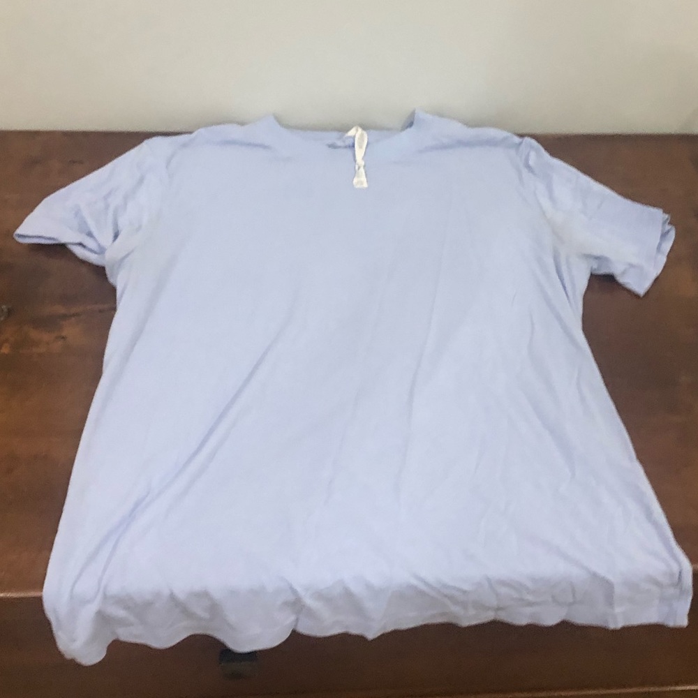 Lululemon short sleeve tee